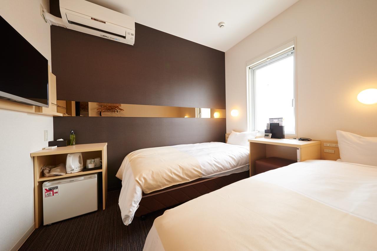 ซูเปอร์ โฮเต็ล เจอาร์ นะระ-เอะกิมะเอะ-ซันโจะโดะริ Hotel นารา ภายนอก รูปภาพ