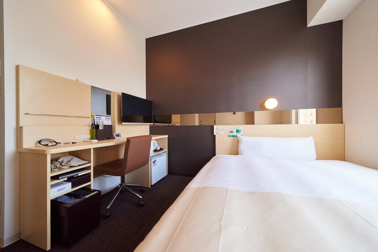 ซูเปอร์ โฮเต็ล เจอาร์ นะระ-เอะกิมะเอะ-ซันโจะโดะริ Hotel นารา ภายนอก รูปภาพ