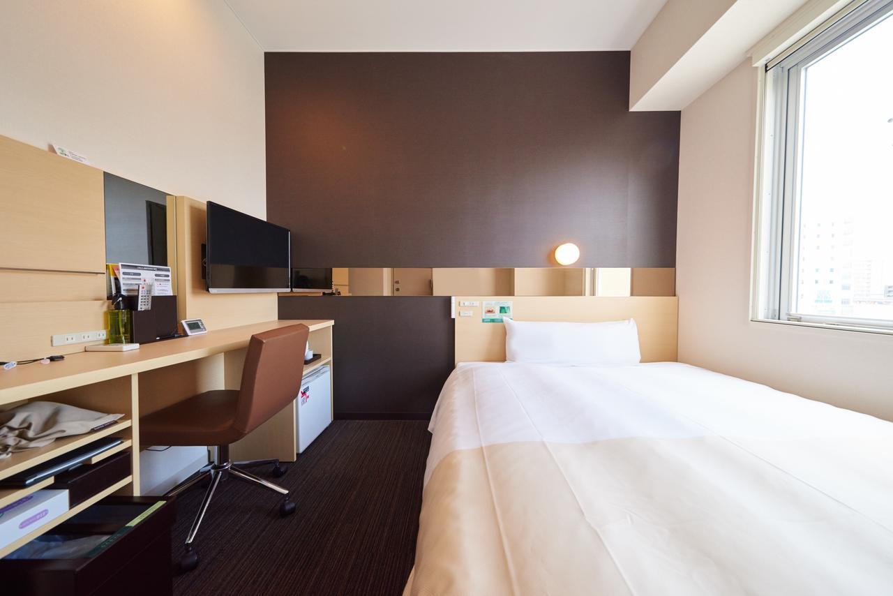 ซูเปอร์ โฮเต็ล เจอาร์ นะระ-เอะกิมะเอะ-ซันโจะโดะริ Hotel นารา ภายนอก รูปภาพ
