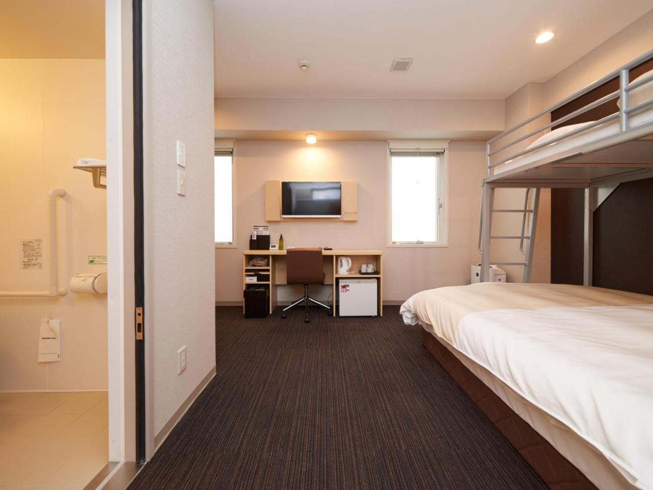 ซูเปอร์ โฮเต็ล เจอาร์ นะระ-เอะกิมะเอะ-ซันโจะโดะริ Hotel นารา ภายนอก รูปภาพ