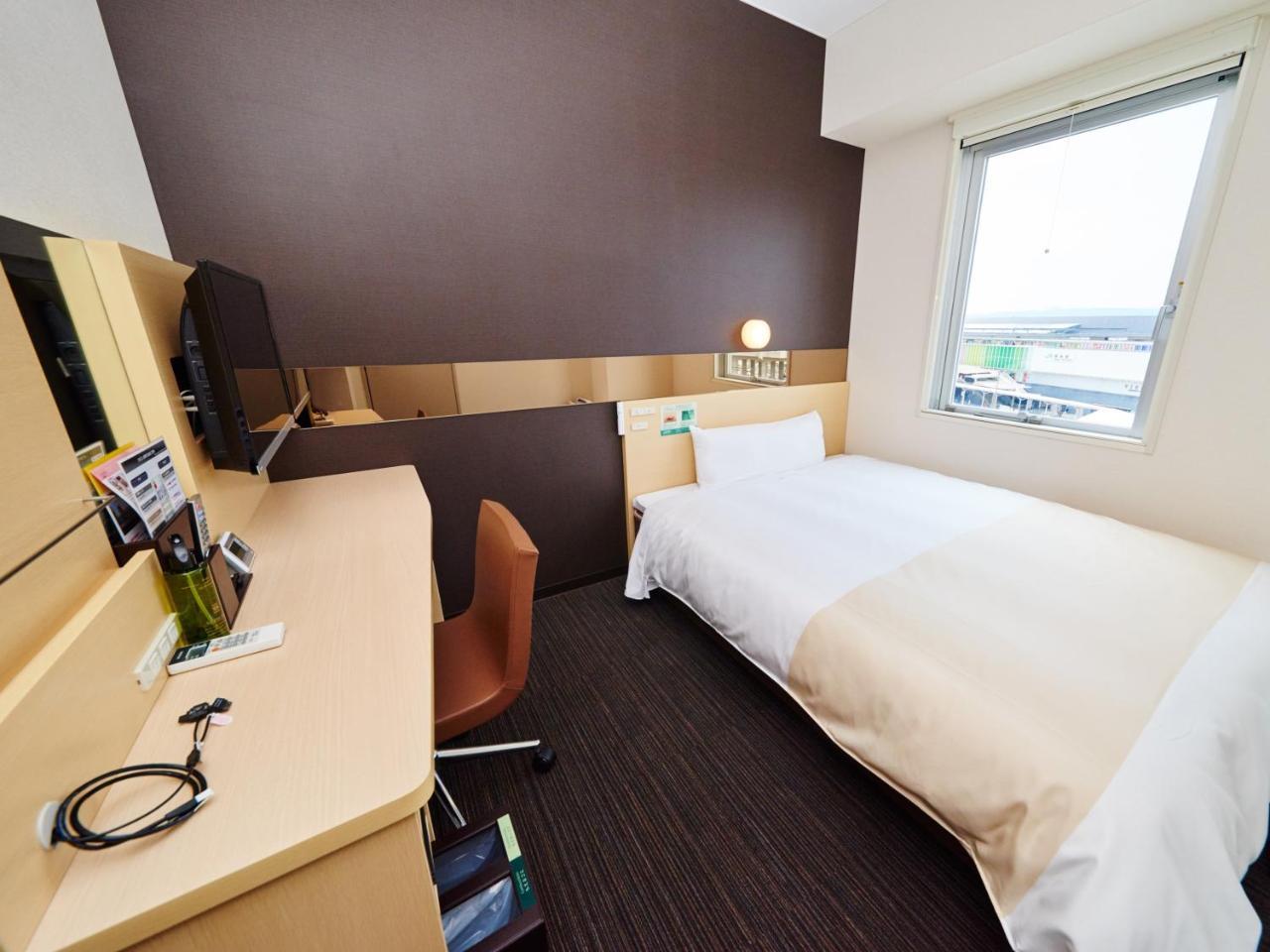 ซูเปอร์ โฮเต็ล เจอาร์ นะระ-เอะกิมะเอะ-ซันโจะโดะริ Hotel นารา ภายนอก รูปภาพ